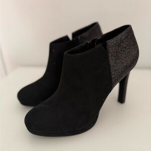 Kelly & Katie Black Heeled Boots